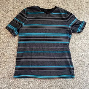 💛5/$25💛 Tony Hawk Striped V-neck T-shirt, size lge, good condition (see note)
